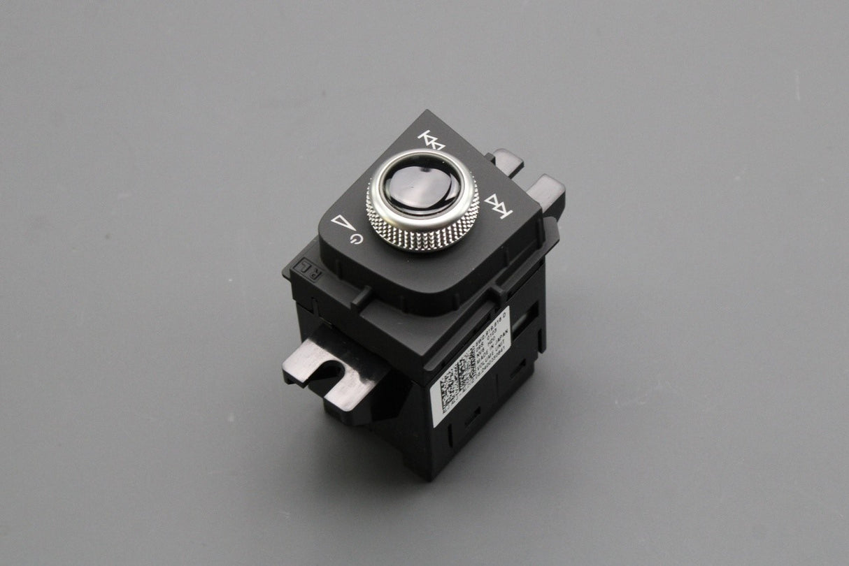 Audi A4 A5 RS4 RS5 2016-2025 volume control knob 8W2919616D