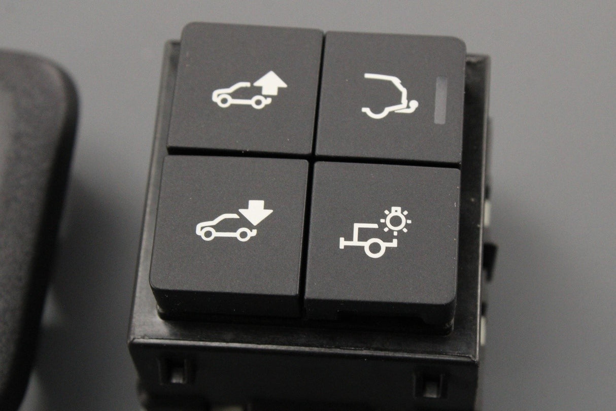 Range Rover 2013-2022 deployable tow bar switches VPLWT0243