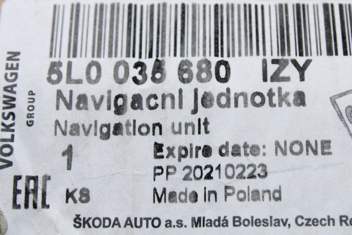 Skoda Yeti 2014-2018 navigation head unit 5L0035680 IZY