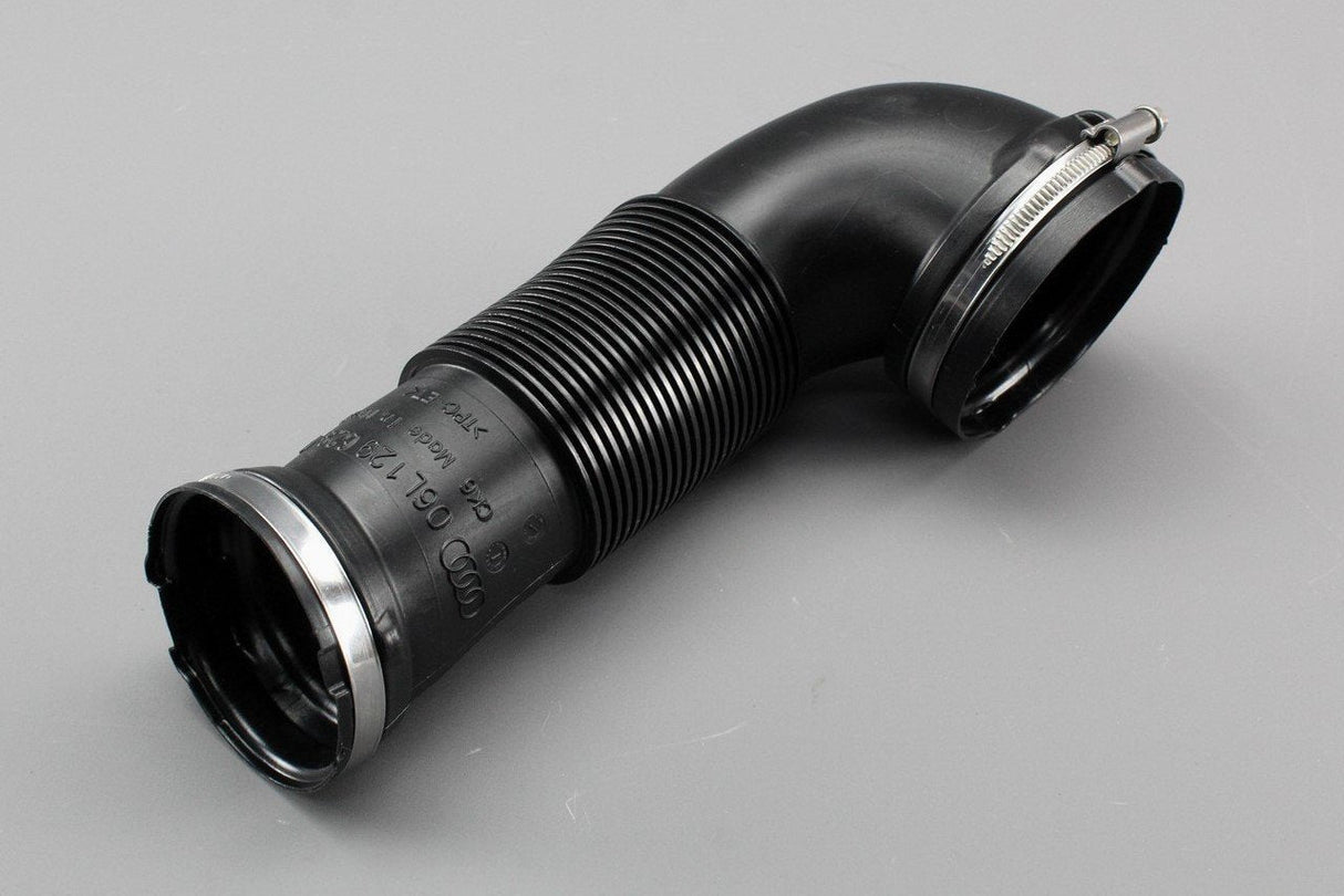 Audi Q5 2017-on 2.0 TFSI engine air intake hose 06L129629B