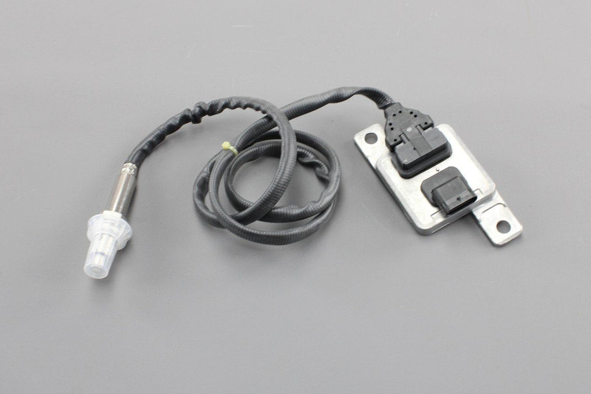 VW Passat Audi A4 SEAT Alhambra NOx oxygen sensor 2.0 TDI CR 03L907807AD