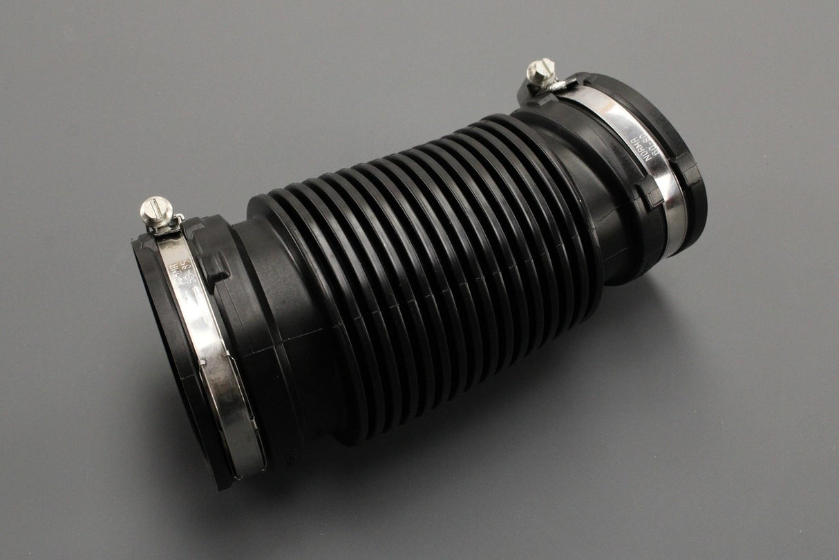 Land Rover Discovery 5 Range Rover air intake pipe (right) LR127895