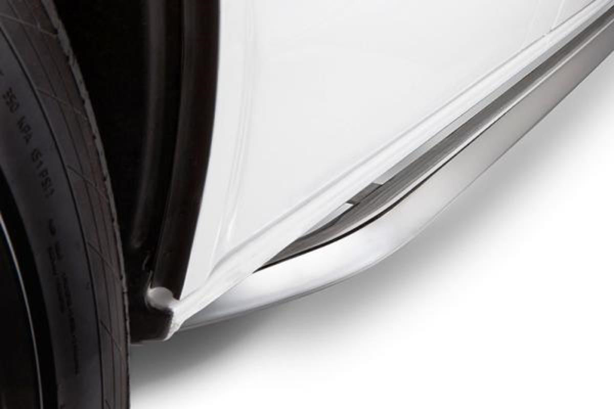 VW Transporter Caravelle T6 T6.1 2016- side bars (SWB) ZGB7H0071692