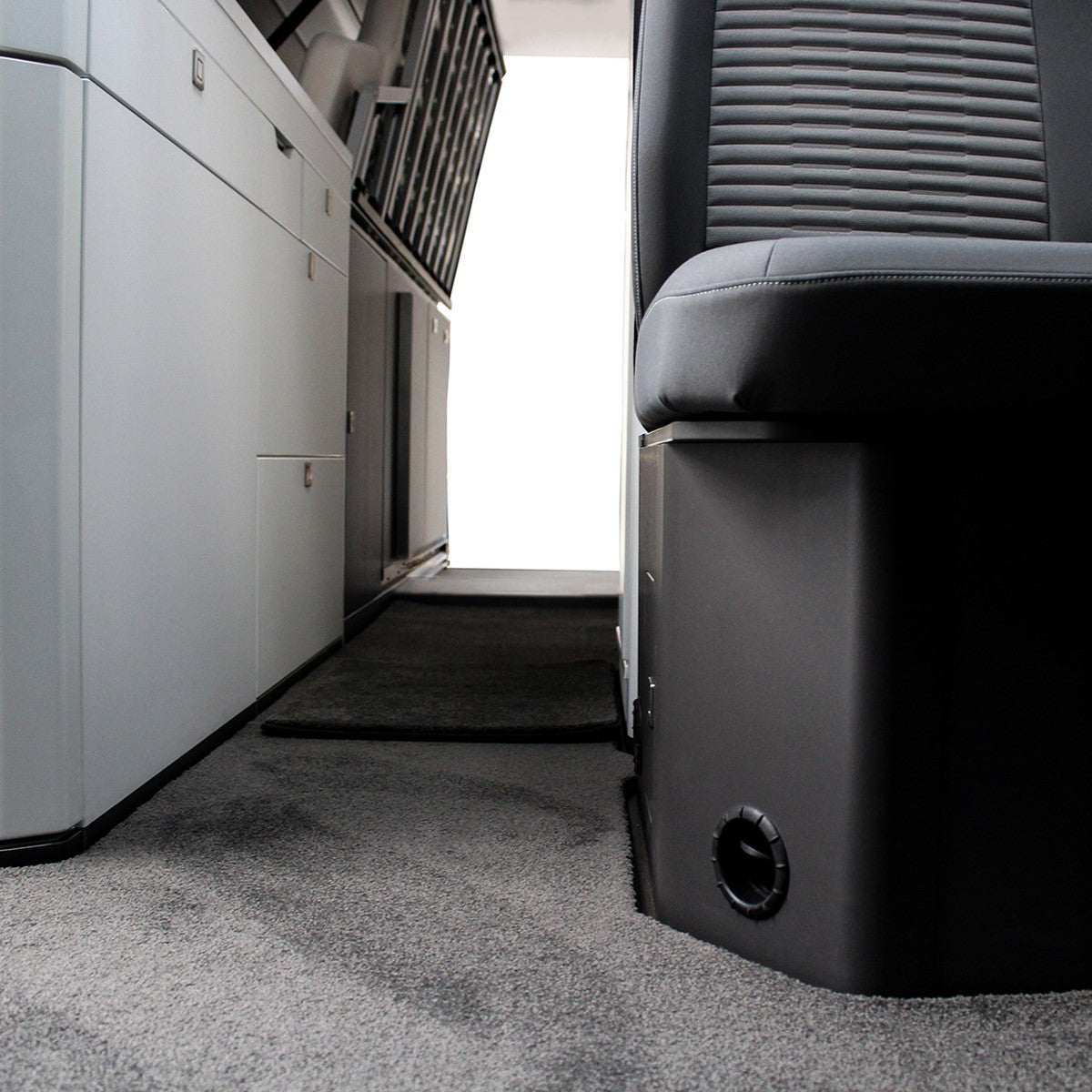 VW Grand California 600 2020-on premium carpet floor mats ZGBSBC061001