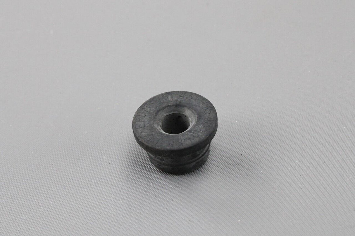 VW Audi Skoda SEAT Screen-wash bottle/pump grommet seal 431955465A