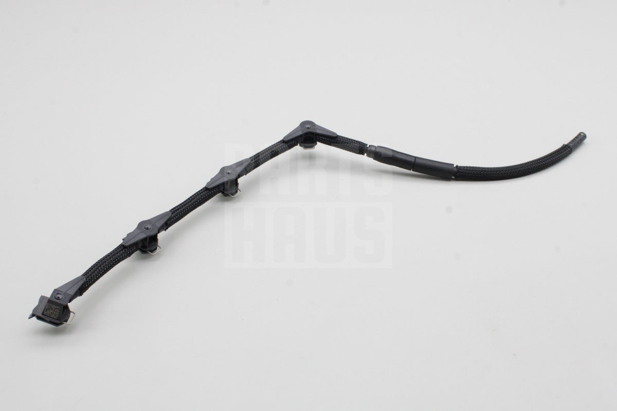 VW Transporter T6.1 2020-24 2.0 TDI injector fuel return line 04L130235Q