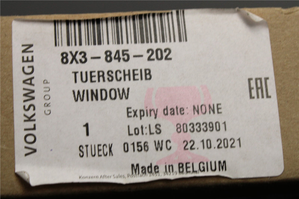 Audi A1 2011-2018 door window glass (front right) 8X3845202
