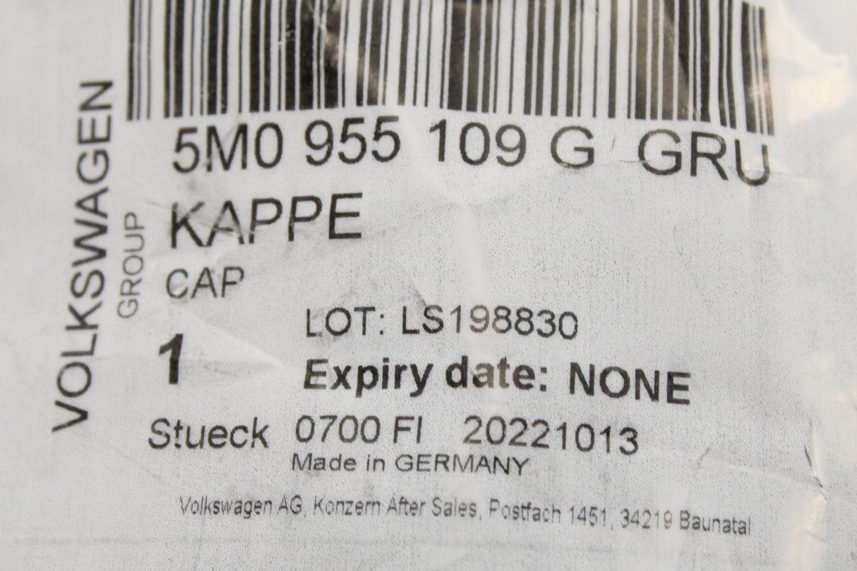 VW Golf Plus 2009-2014 headlight washer jet cover (left) 5M0955109G GRU