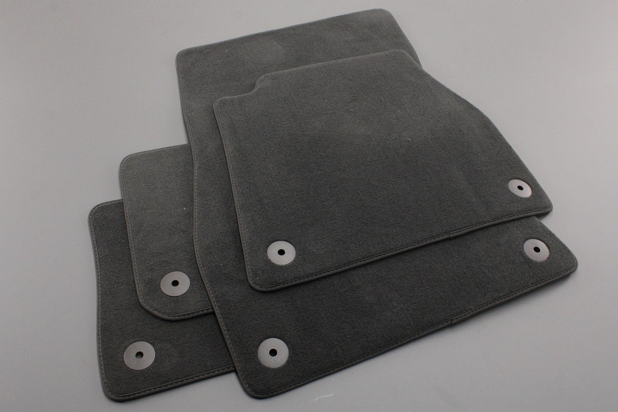 Audi e-tron 2019-on RHD carpet floor mats (front) 4KR863691 QA5
