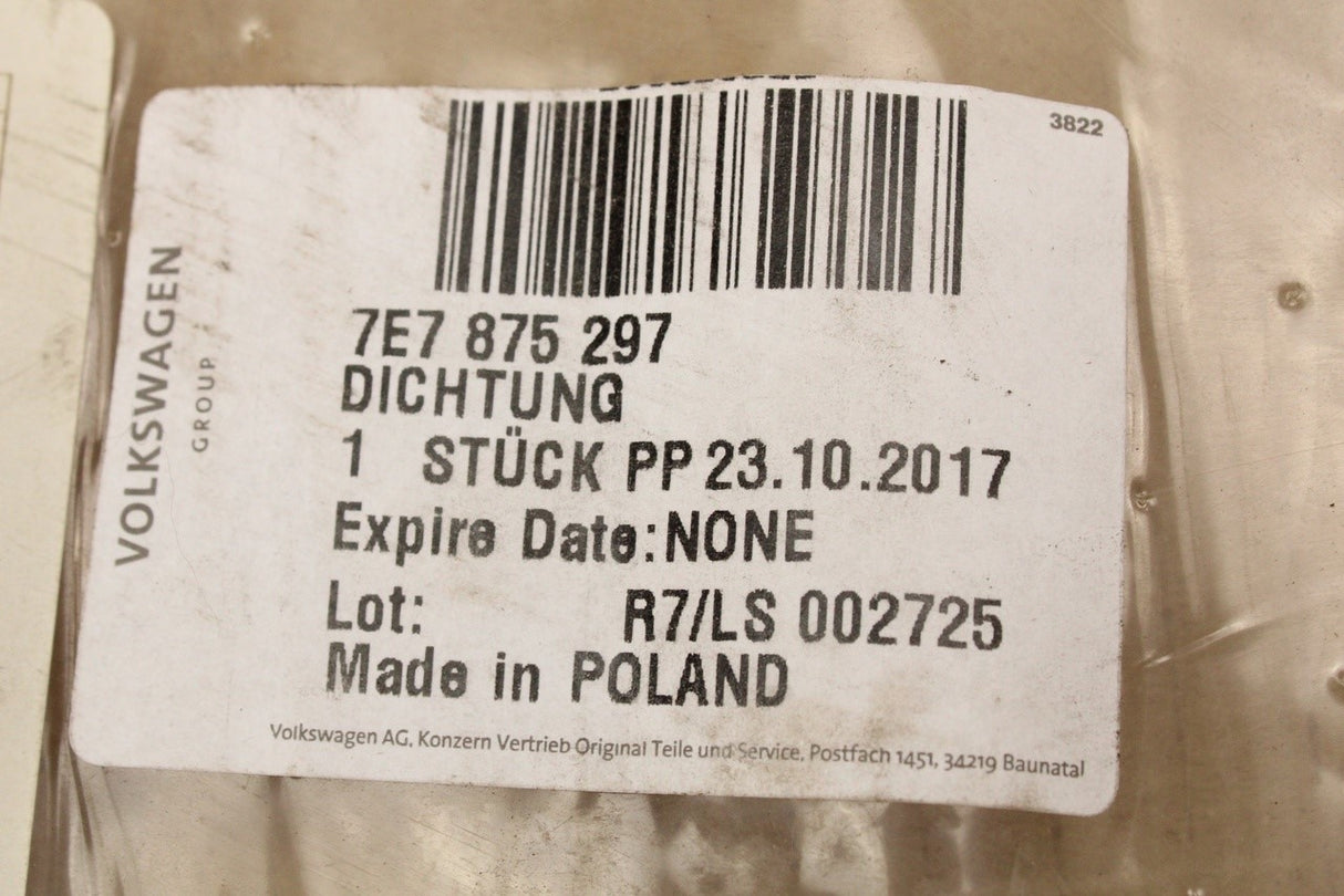 VW California T5.1 T6 T6.1 pop up roof frame seal 7E7875297