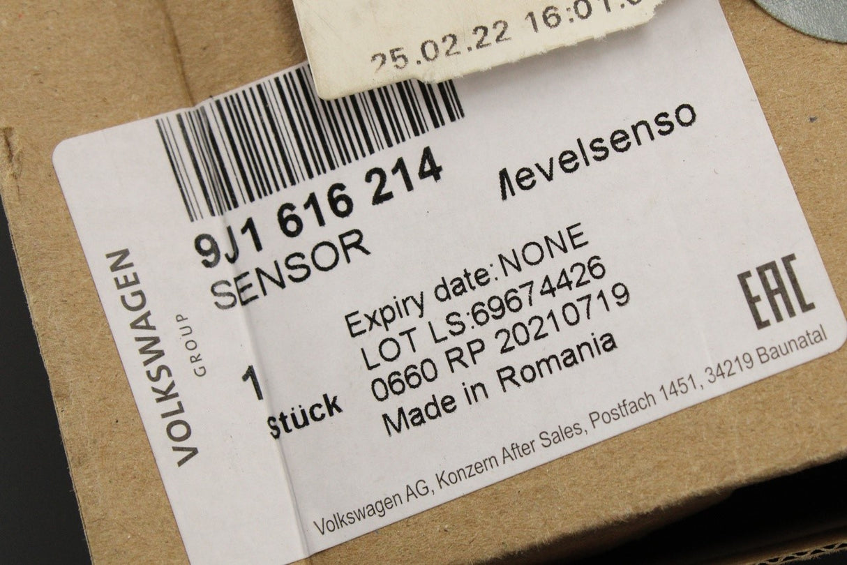 Audi e-tron GT 21-on headlight level sensor (front right) 9J1616214