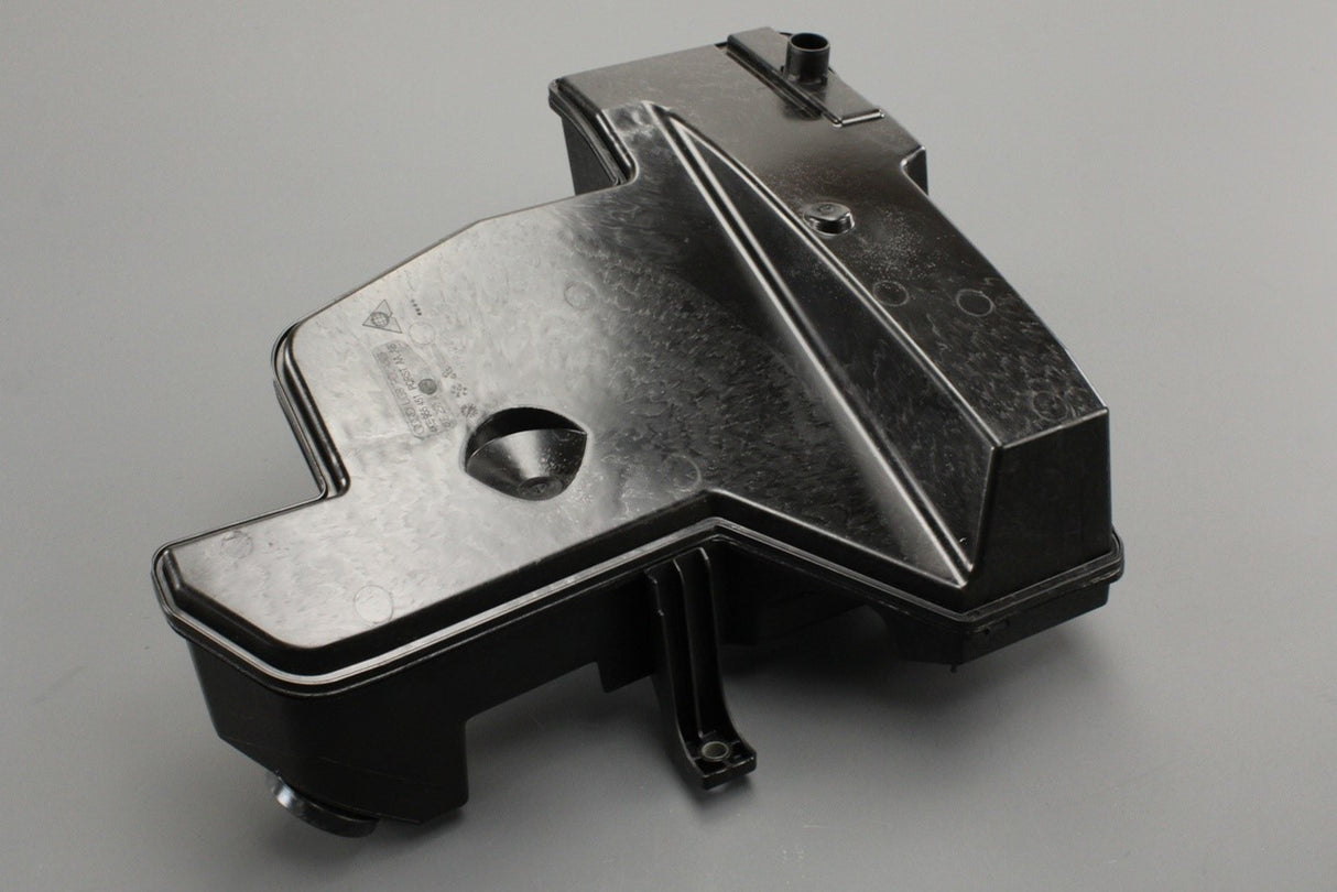 Audi e-tron 19-on screen wash bottle reservoir 4KE955453F