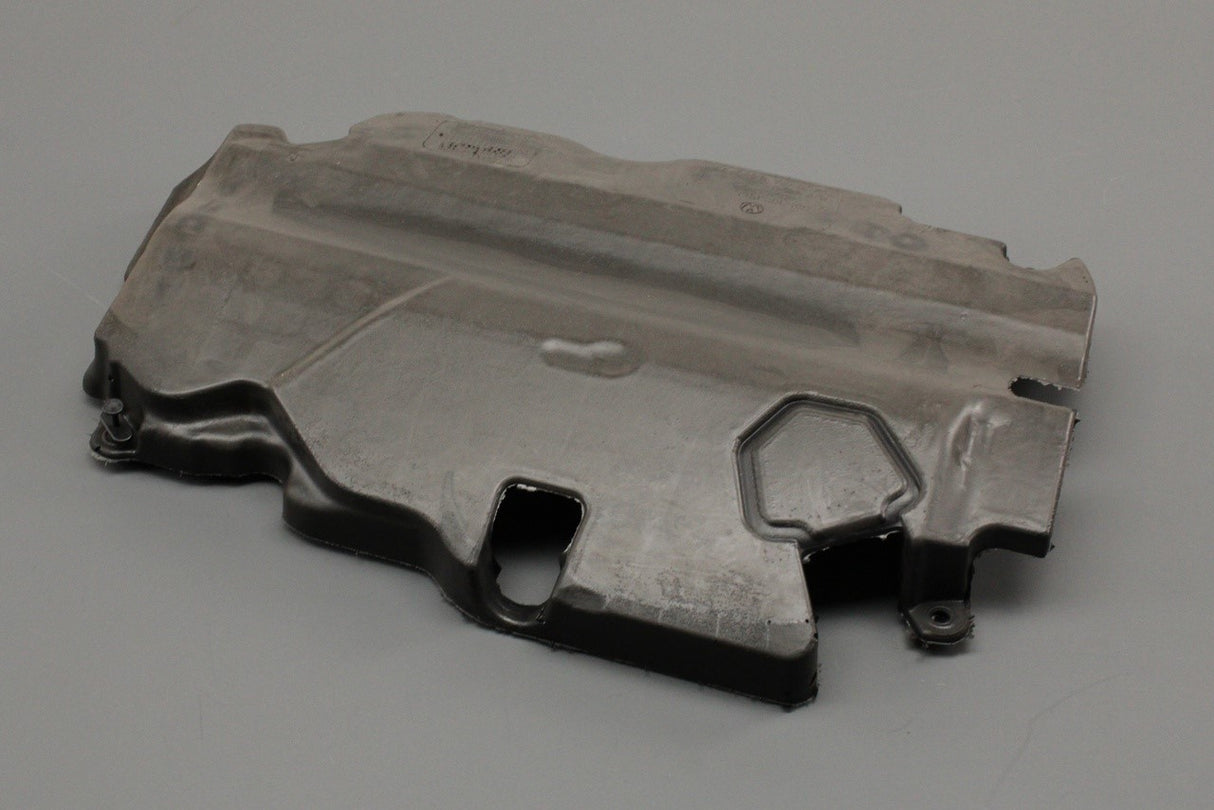 VW Arteon Audi A3 Skoda SEAT engine oil sump cover (TDI) 05L103660