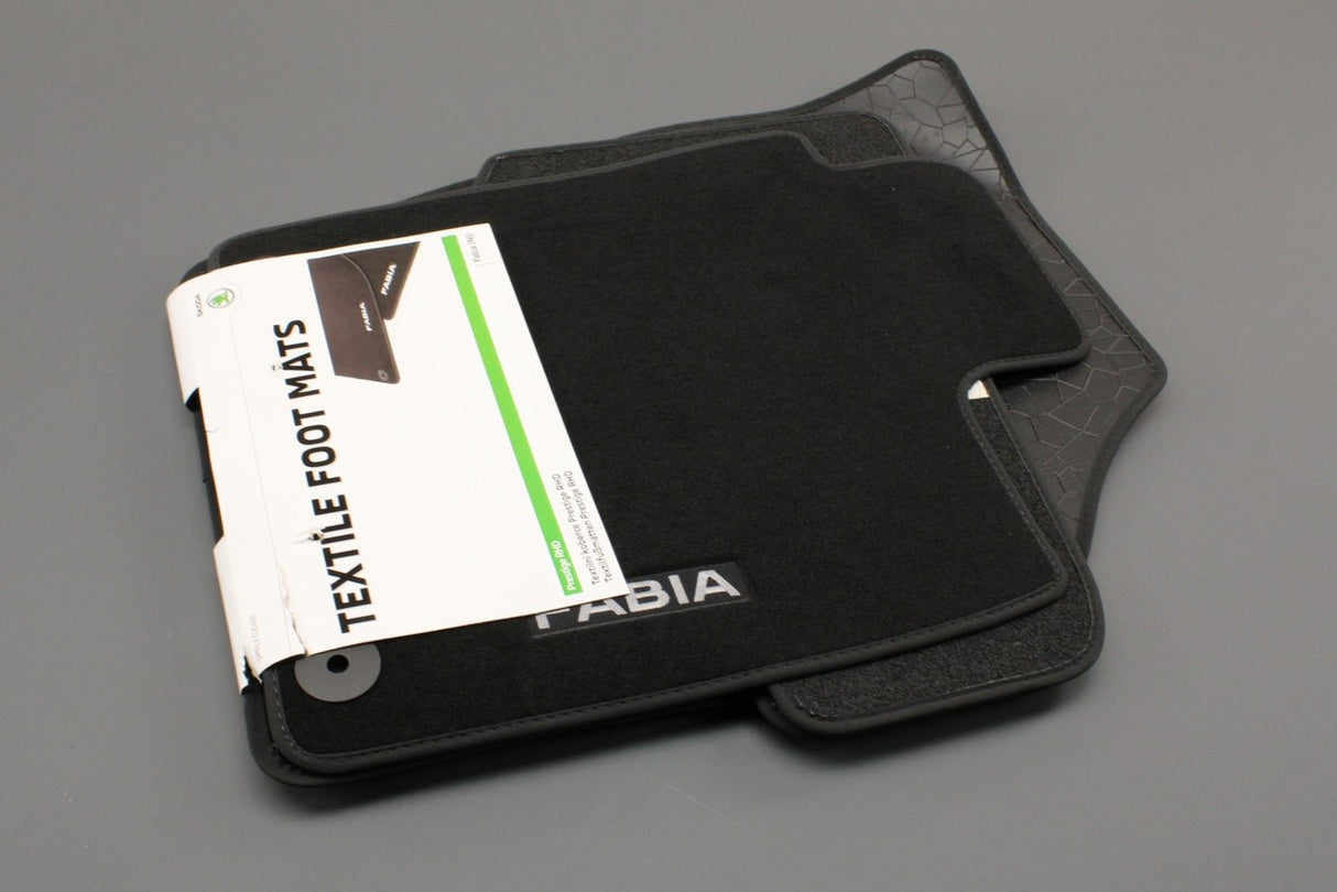 Skoda Fabia 6V 2015-2023 RHD prestige carpet floor mats 6V2061404
