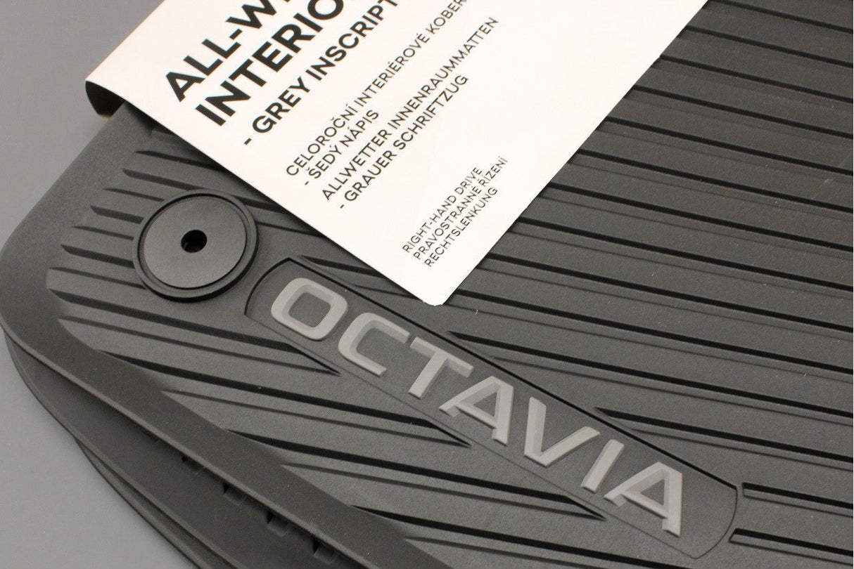 Skoda Octavia 2020-on RHD front & rear all weather floor mats 5E8061500