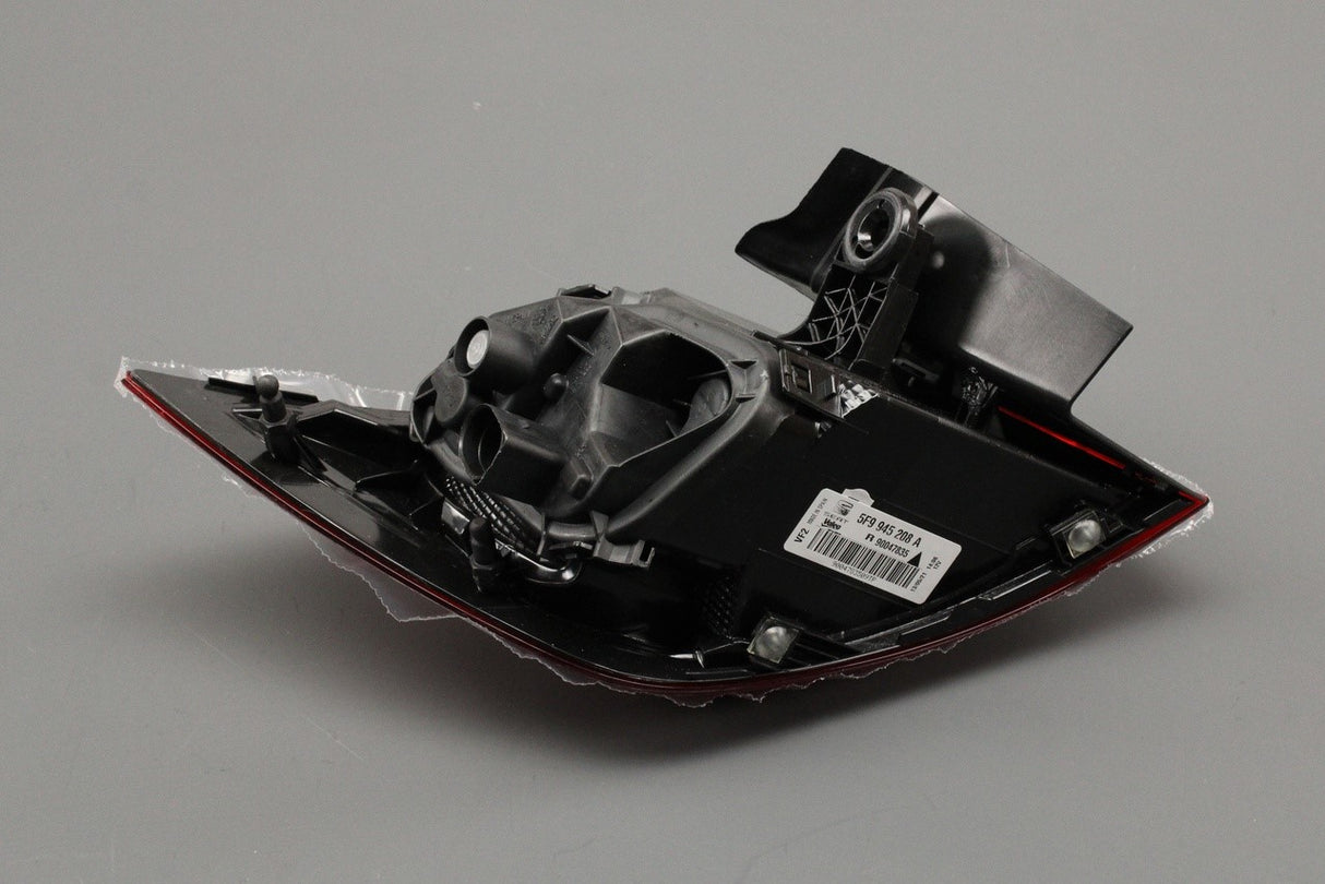 SEAT Leon ST 2013-2016 LED tail light (rear outer right) 5F9945208A