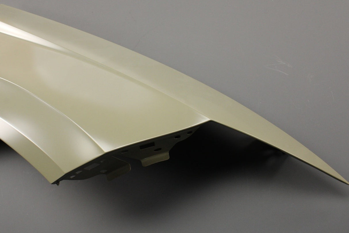 SEAT Ateca 2016-on front wing body panel (right) 575821106A