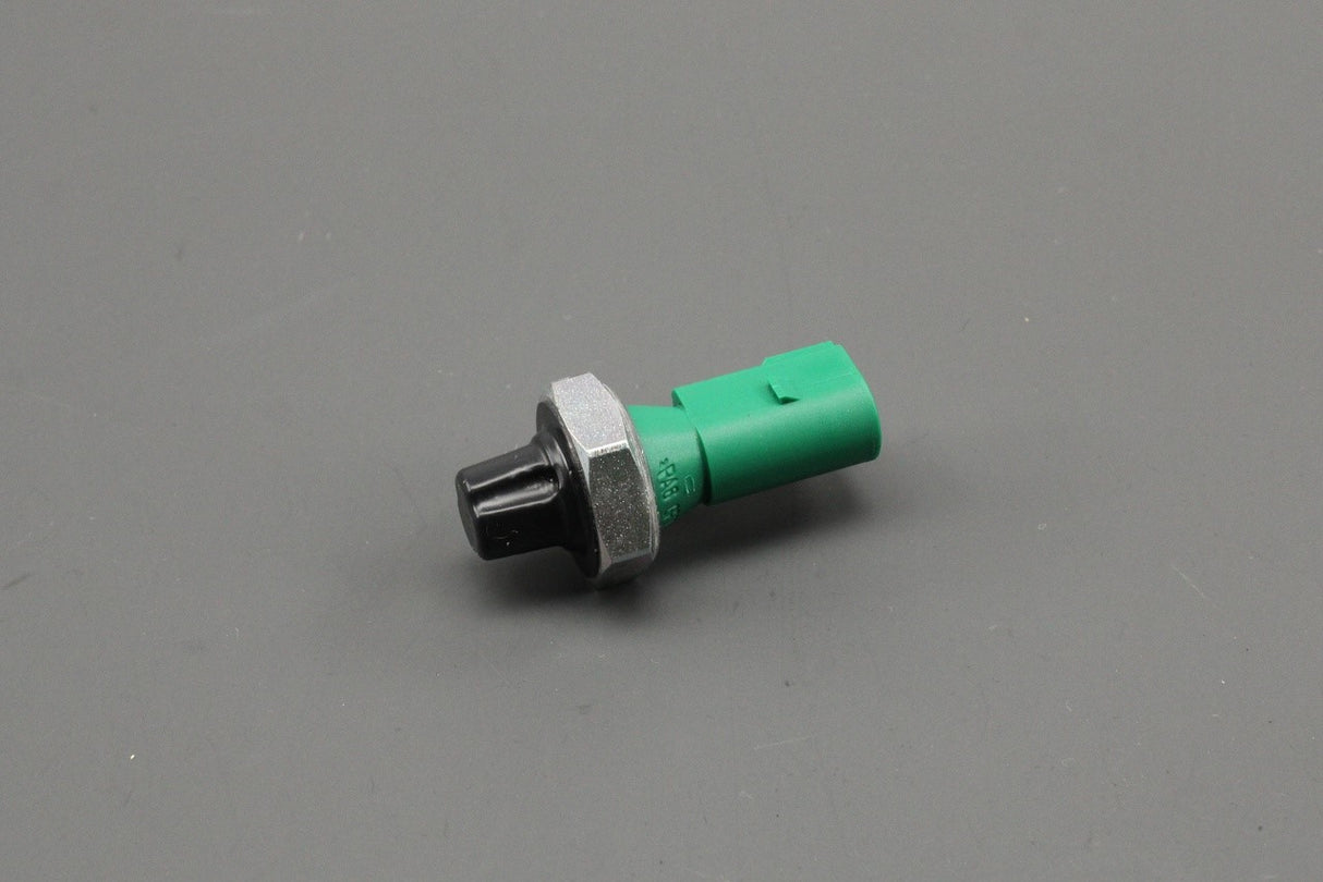 Bentley Continental Bentayga Flying Spur oil pressure switch 079919081D