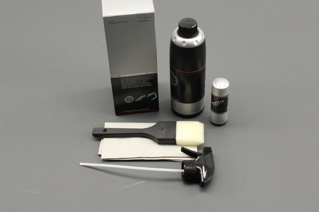Audi alloy wheel cleaning kit 00A096327020