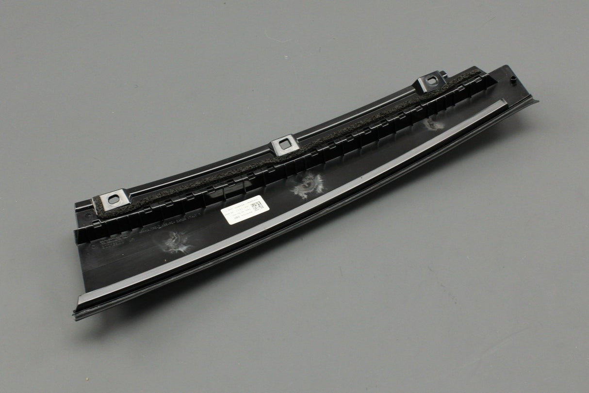 Volvo XC60 2018-on exterior b-pillar trim panel (rear left) 32216800
