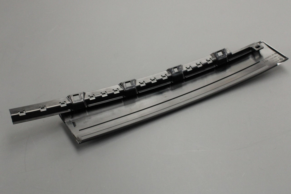 VW ID.Buzz front door window trim gloss black (Right) 1T3837902 041