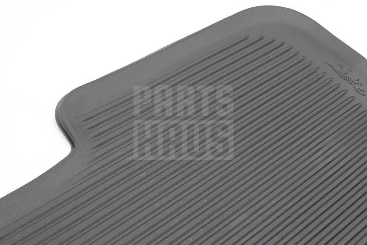 VW Tayron 2025-on RHD all weather floor mats set (7 seats) 57L061511 82V
