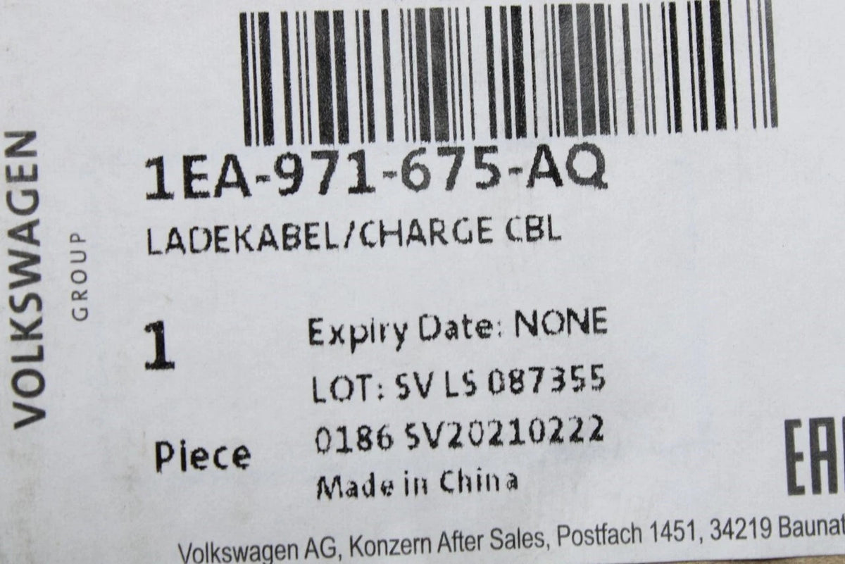 VW ID.3 ID.4 Skoda Octavia SEAT mains socket charging cable 1EA971675BF