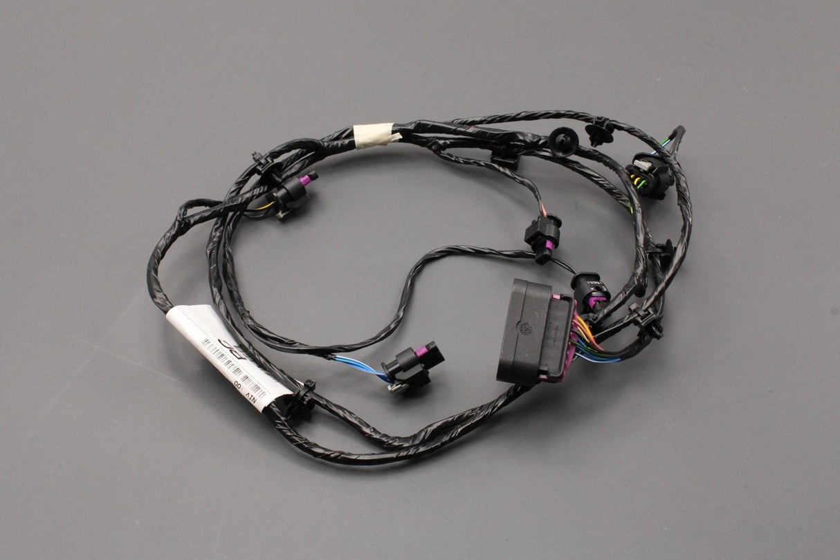 Land Rover Discovery Sport 2015-on rear bumper wiring harness LR074179