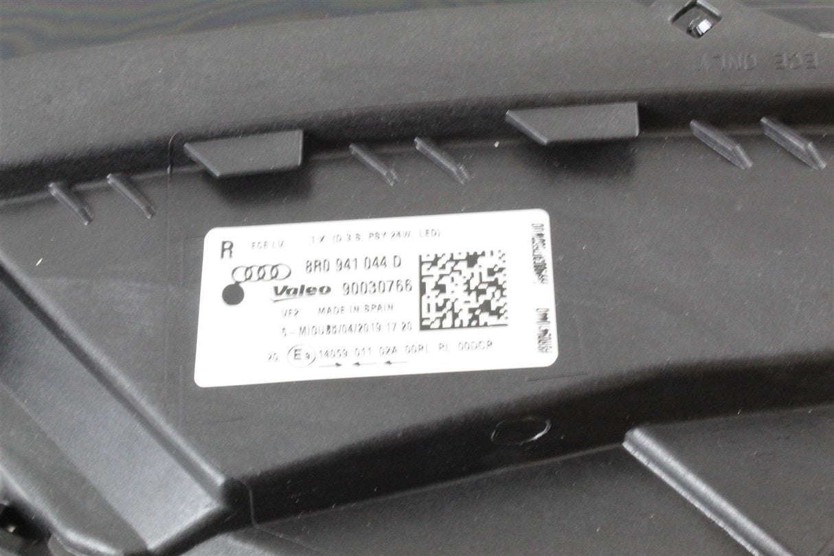 Audi Q5 2013-2017 RHD right drivers Xenon headlight 8R0941044D