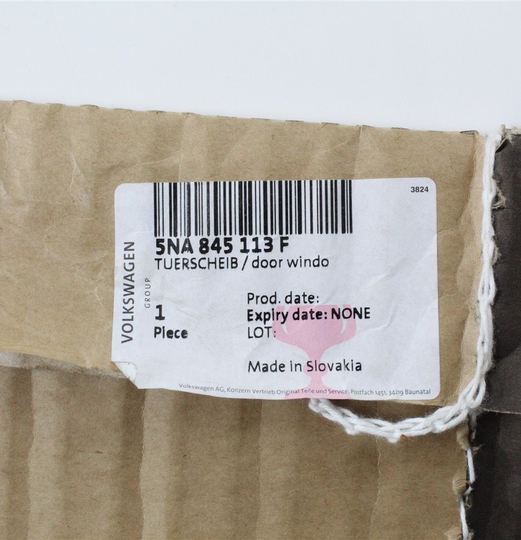 VW Tiguan 2017- left front A pillar door corner window 5NA845113F