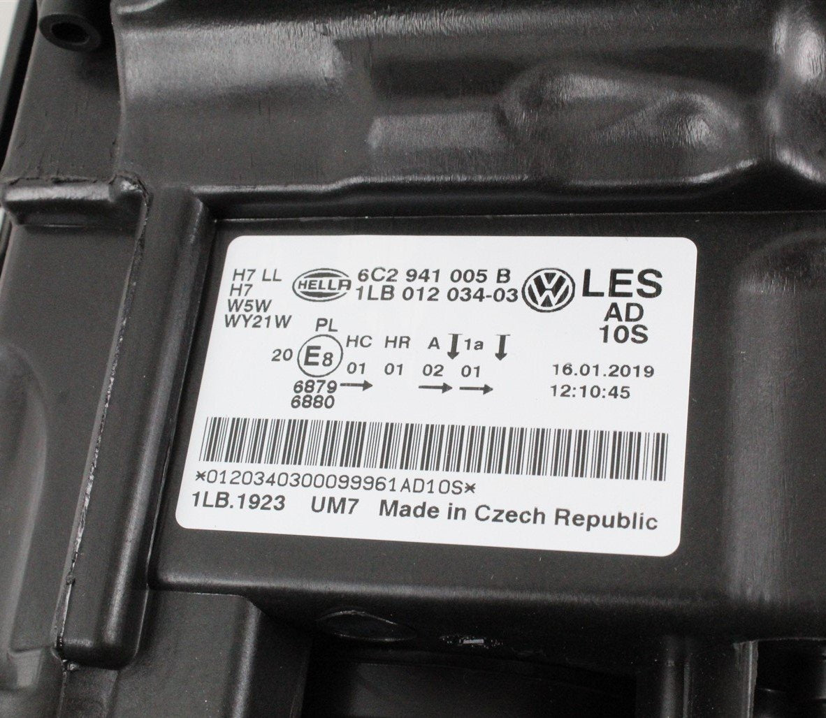 VW Polo 6C 2015-18 left hand halogen headlight headlamp 6C2941005B