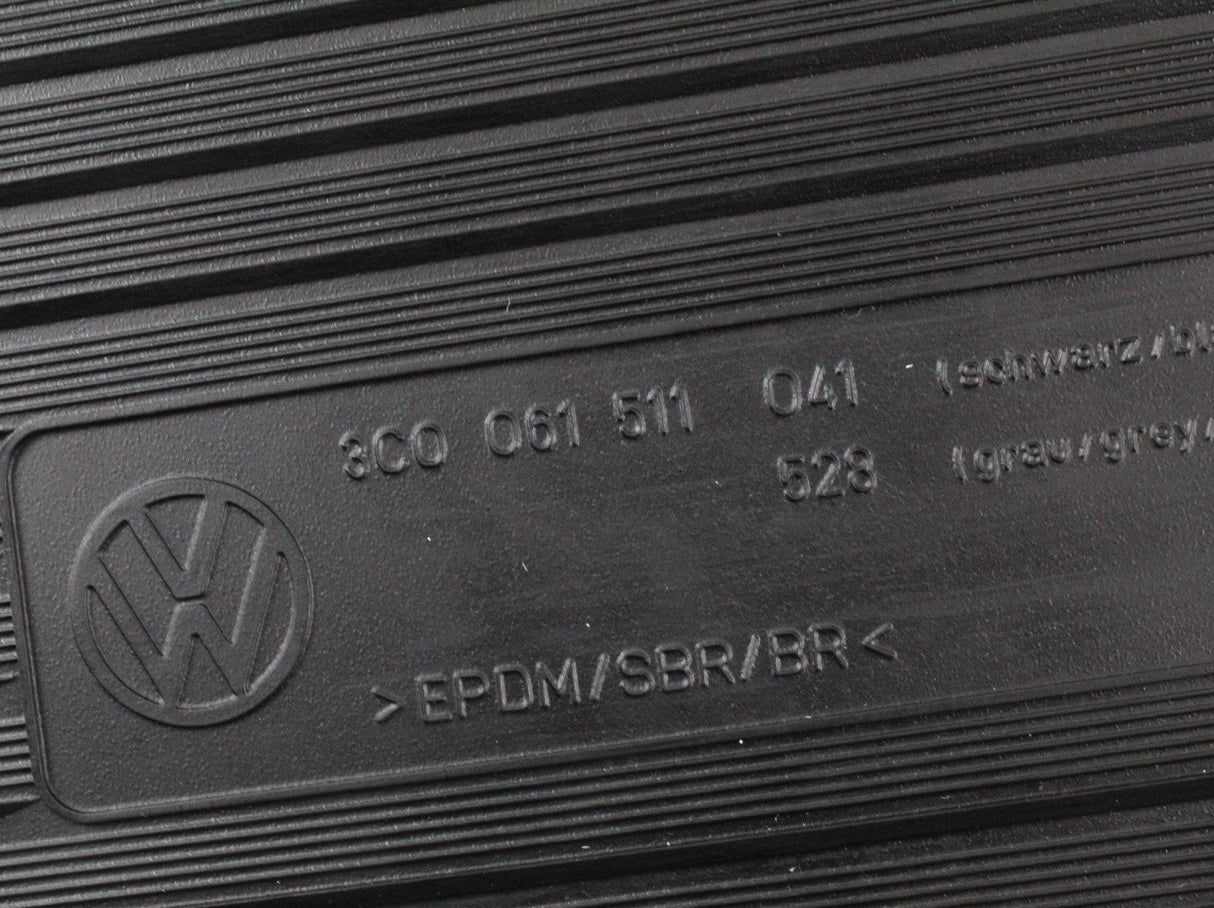 VW Passat B6 Passat CC rear rubber floor mats set 3C0061511 041