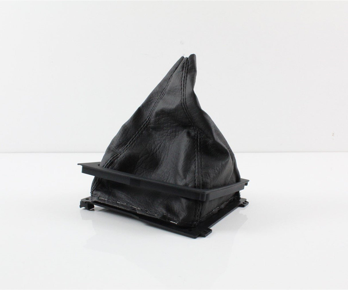 Audi 100 A6 leatherette gearstick gaiter and base 4A0711110AC A21