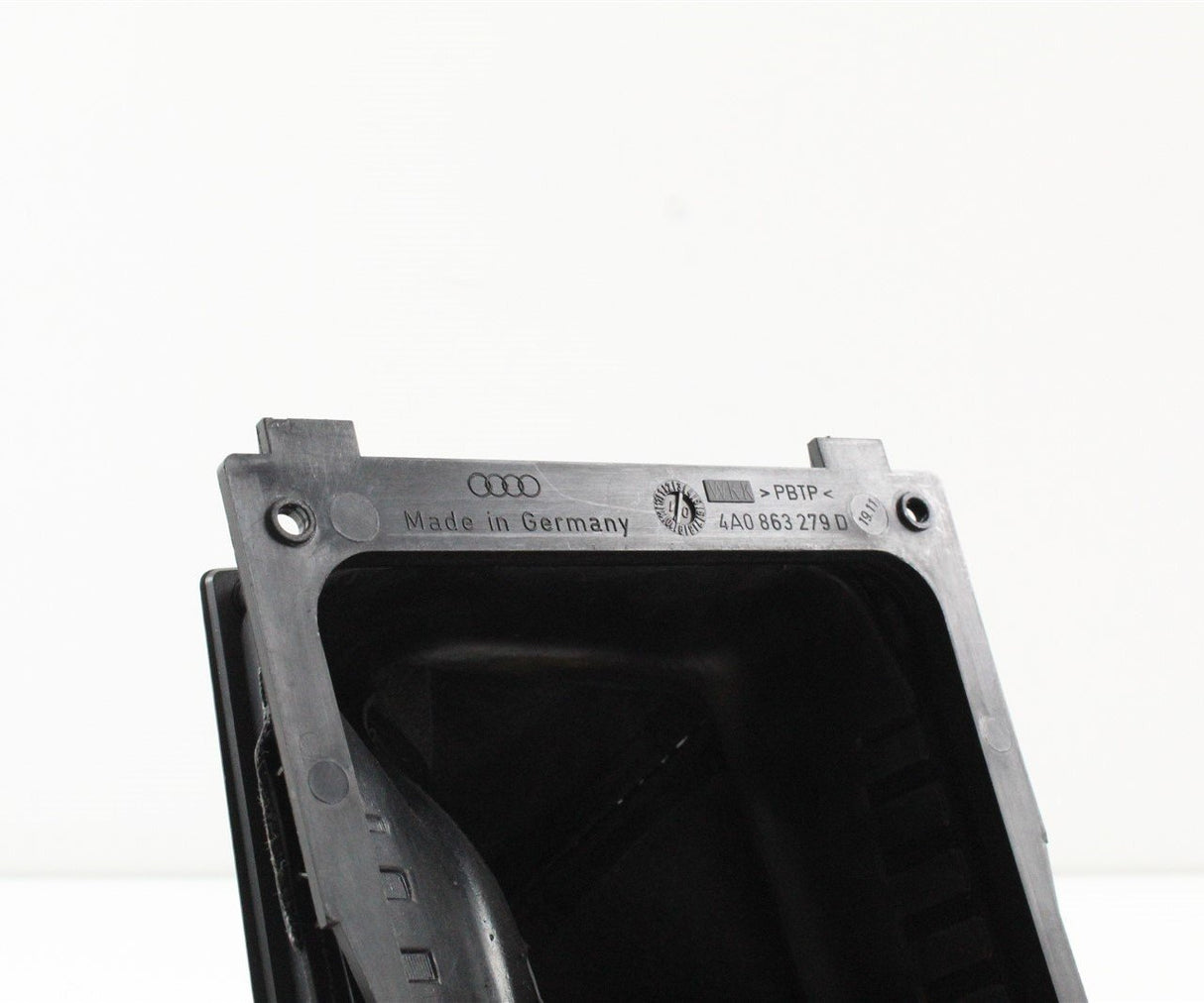 Audi 100 A6 leatherette gearstick gaiter and base 4A0711110AC A21