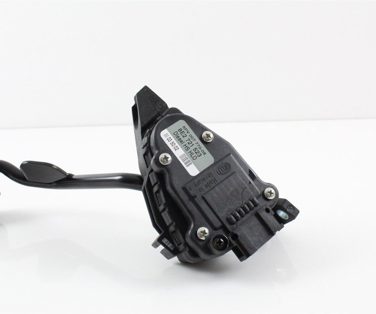 VW Audi Passat B5 A4 B5 B6 A6 throttle pedal RHD diesel 8E2721523