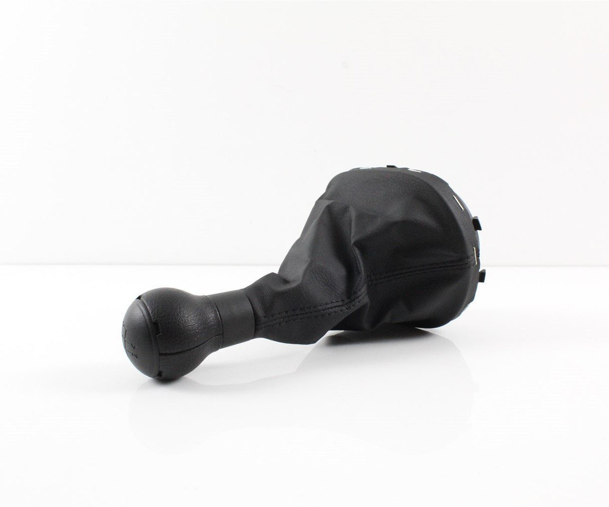 VW Caddy 2004-15 gear stick knob gaiter 5 speed 2K0711113 NGC