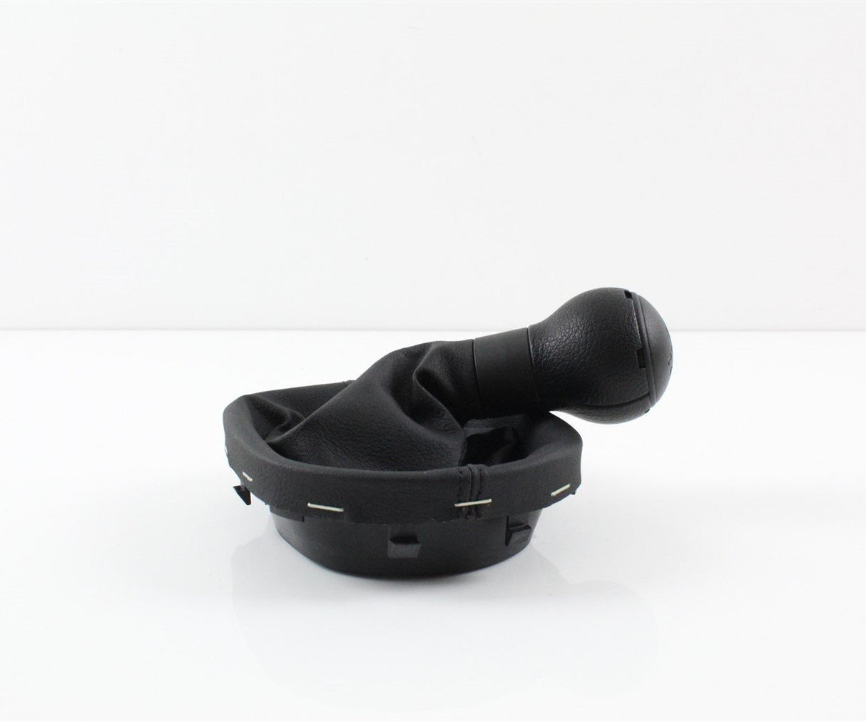 VW Caddy 2004-15 gear stick knob gaiter 5 speed 2K0711113 NGC
