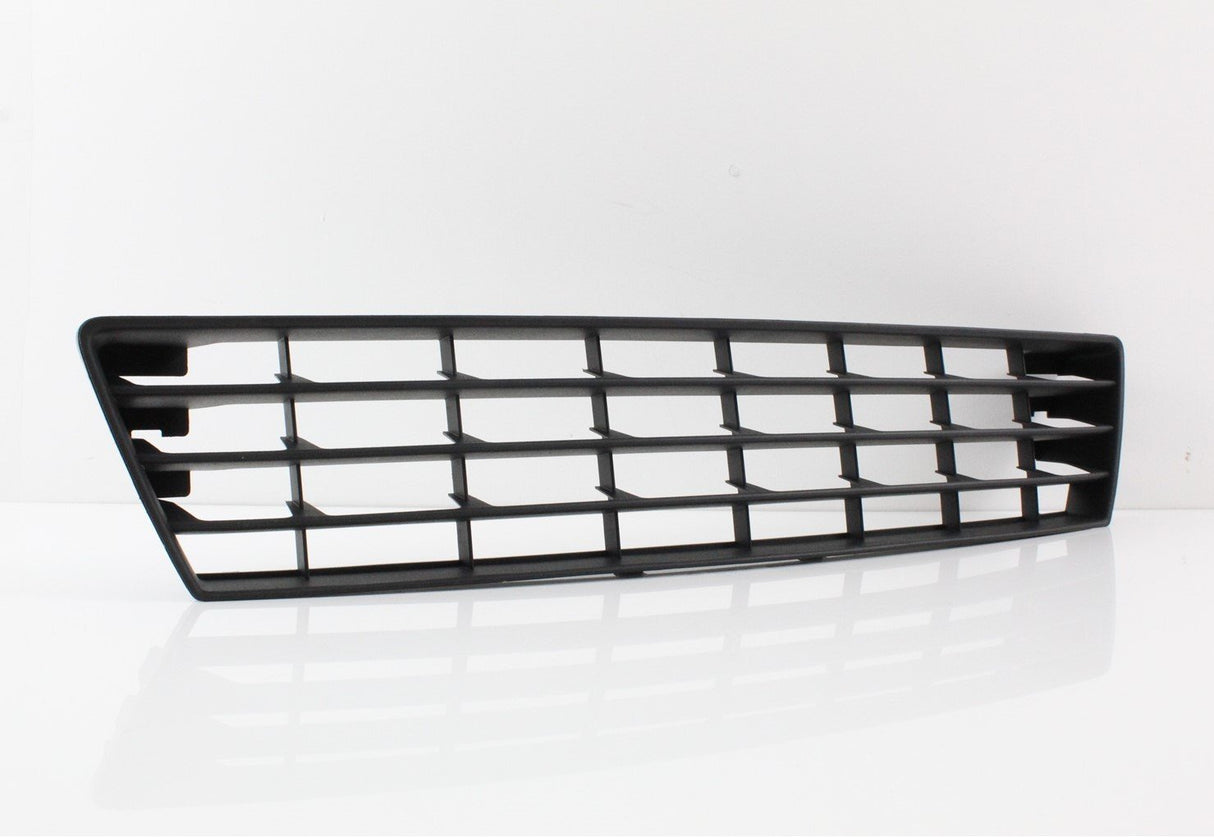 VW Golf Plus 5M 05-09 centre lower front bumper grill 5M0853677 9B9