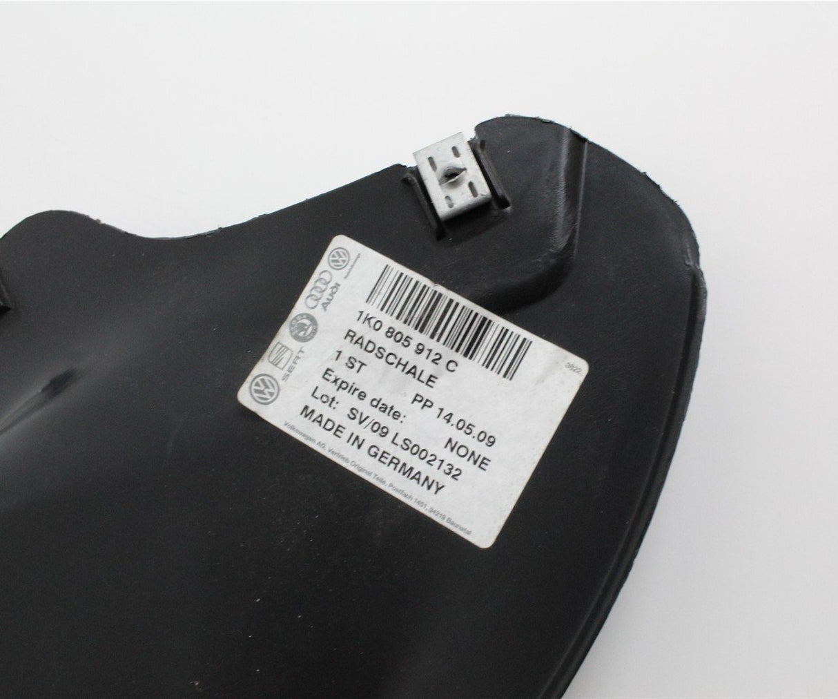 VW Golf MK5 right front section wheel arch liner housing 1K0805912C