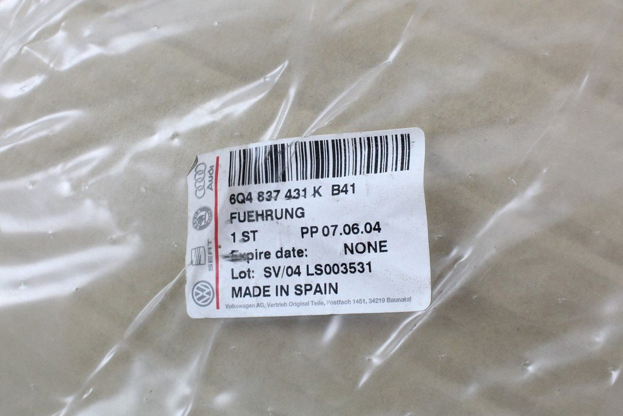 VW Polo 9N 9N3 02-09 front left 5 door upper window seal 6Q4837431K