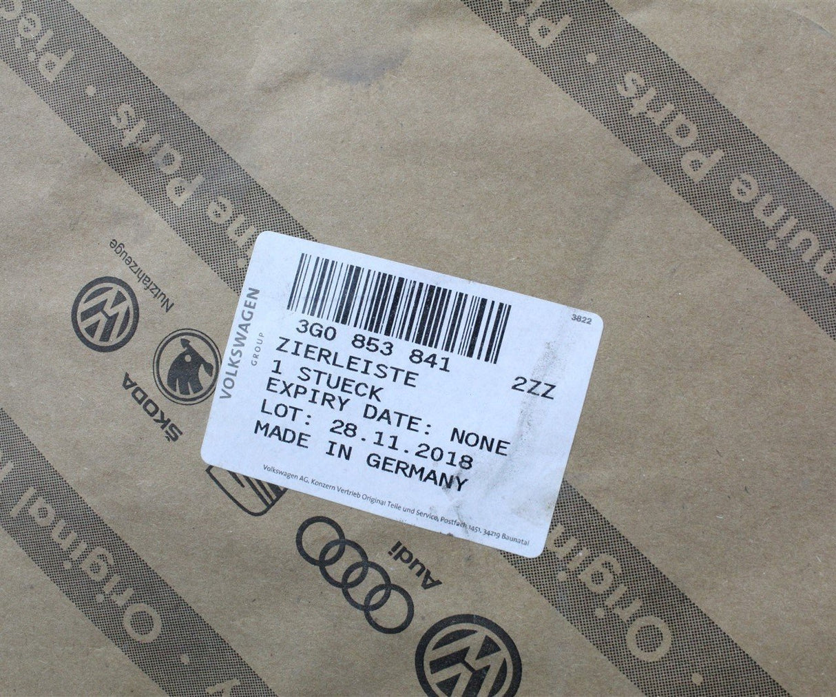 VW Passat B8 2015-2020 left rear bumper chrome trim 3G0853841 2ZZ