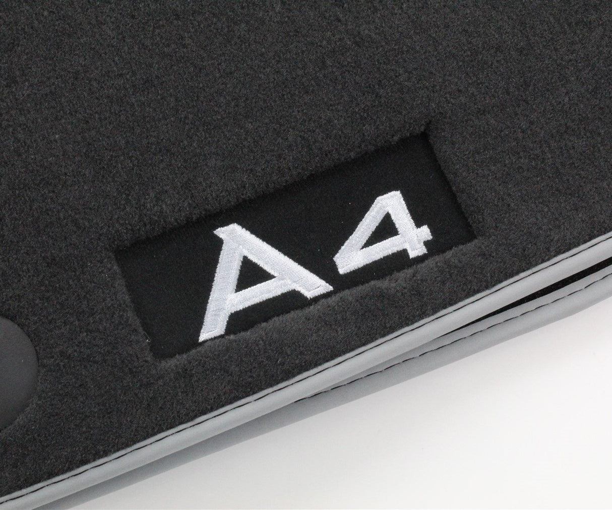 Audi A4 B8 2008-15 front premium carpet floor mats set 8K2061275 MNO