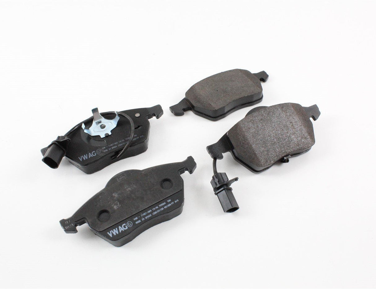 VW Passat B5 Skoda Superb SEAT Exeo front brake pads JZW698151N