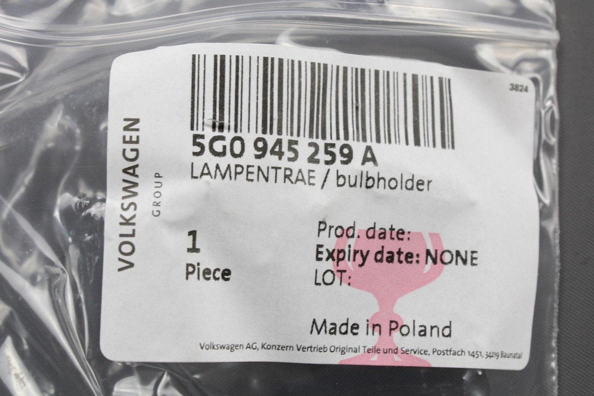 VW Golf MK7 2013-16 inner rear light bulb holder (left) 5G0945259A