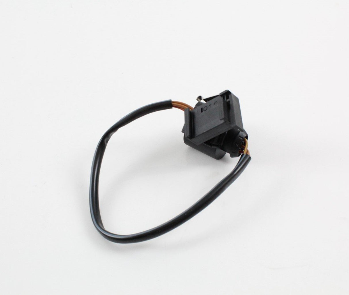 VW Passat B5.1 2001-05 Boot lid tailgate microswitch 3B0962103A