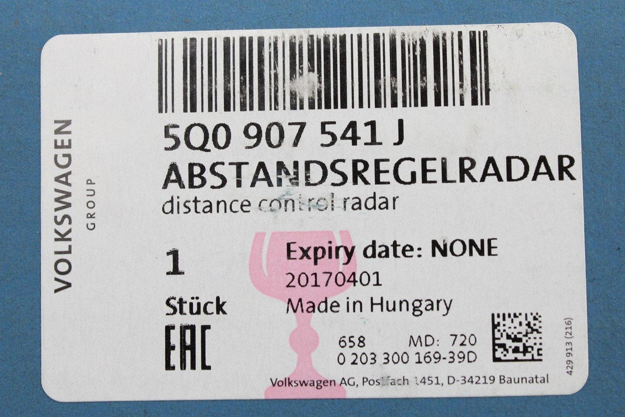 VW Golf MK7 Audi A3 front ACC distance control radar sensor 5Q0907541J