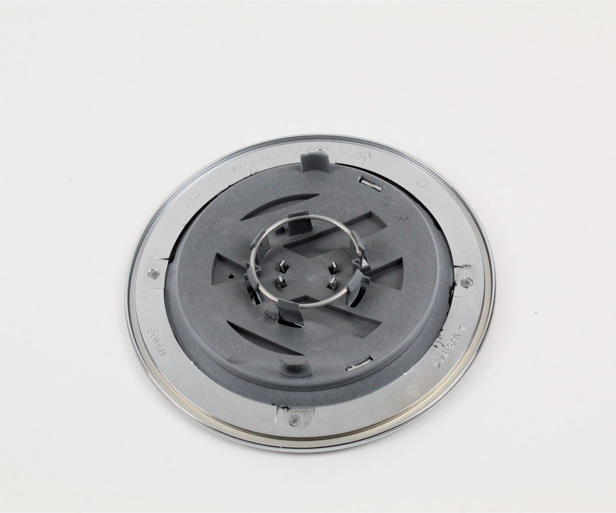 VW UP! 2012-2019 alloy wheel centre cap x1 white 1S0601149E C9A