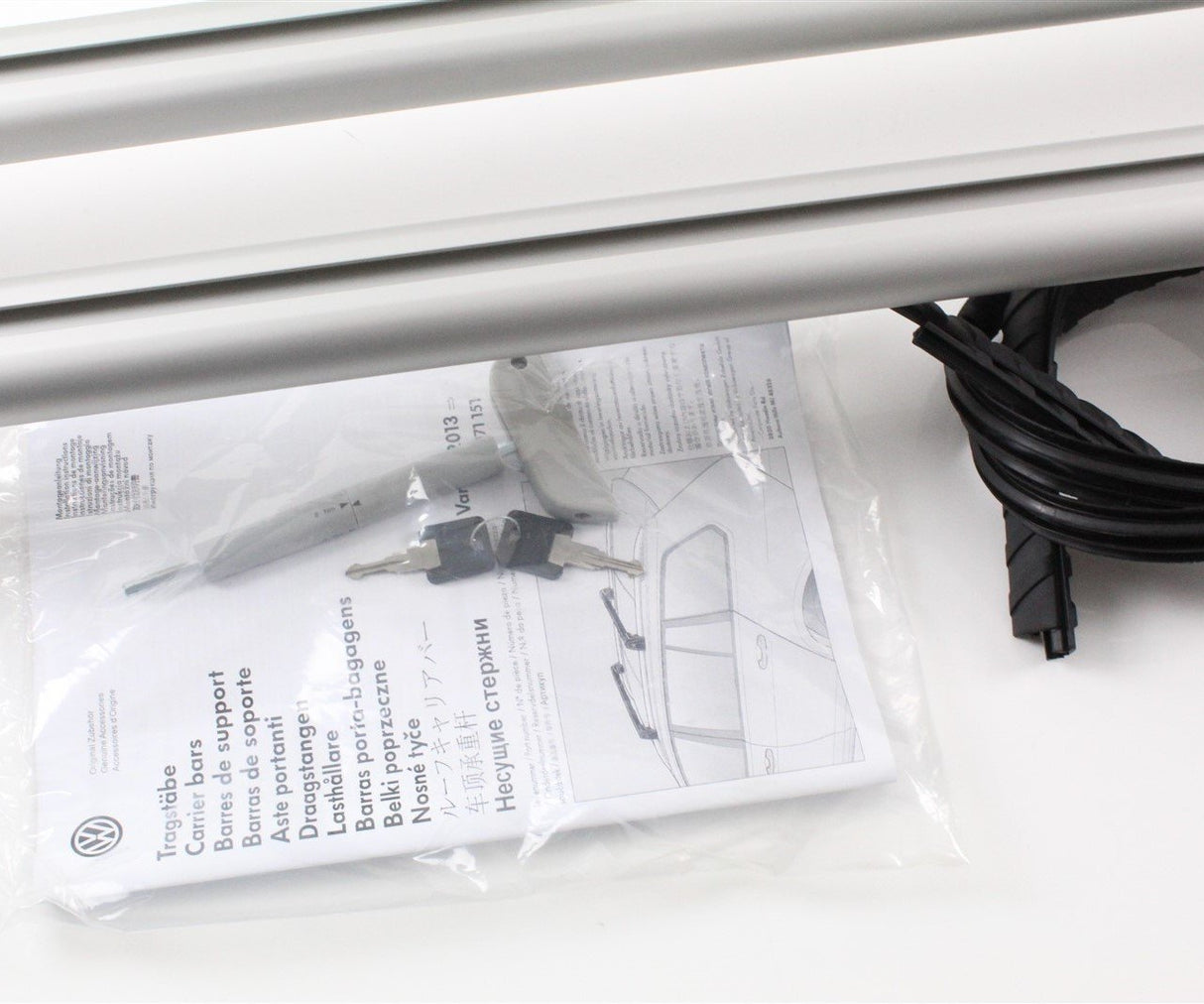 VW Golf MK7 MK7.5 Estate 2014-2020 roof bar set 5G9071151A