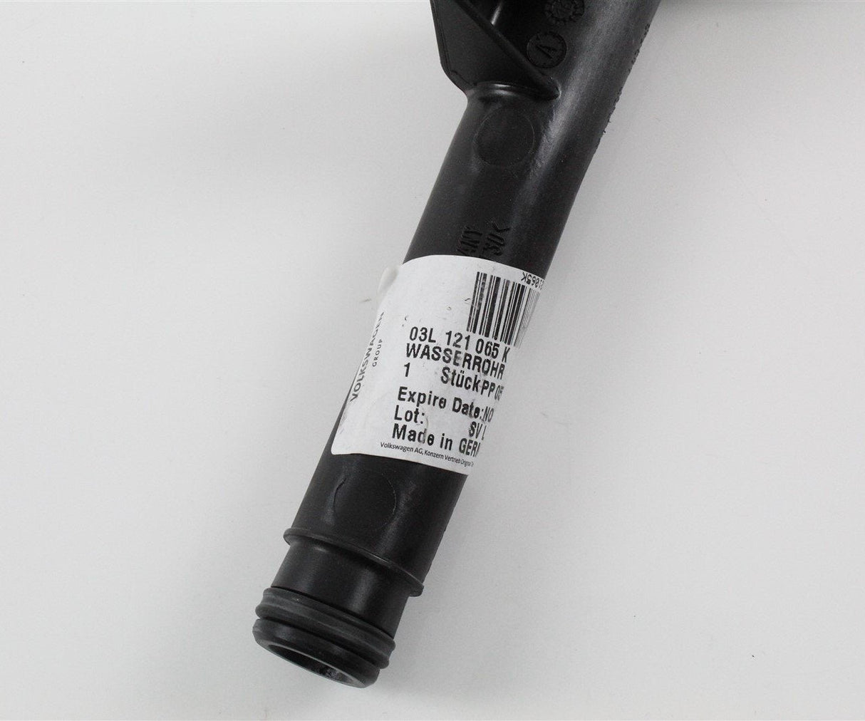 Audi A4 A5 A6 Q5 2.0 TDI thermostat coolant water pipe 03L121065K