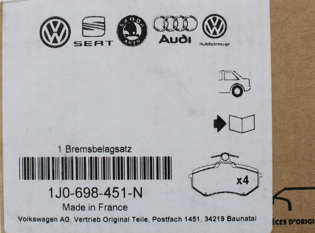 Audi TT MK1 2003-2006 rear brake pads set 232mm 1J0698451N